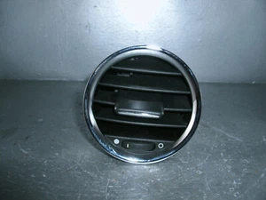 Fiat 500 312 1.2 Lüftungsgitter Lüftungsströmer vorne links 226541 - Bild 1 von 4