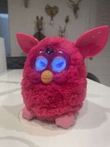 Hot Pink Hasbro Furby 2012 "A Mind Of Its Own" EVERYTHING WORKS And MOVES