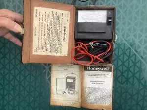 VINTAGE HONEYWELL W136-A TEST METER- Built In Hard Case! - Picture 1 of 3