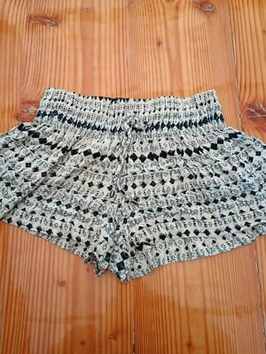Womens Ella Moss white multicolored drawstring shorts sz s - Image 1 of 4