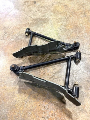 Arctic Cat 500 2003 2009 todos los modelos OEM brazos inferiores delanteros derecho e izquierdo 0503-220 Foto 1 de 4