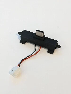 COMPATIBLE USB-C HYUNDAI i20 SMARTPHONE DASHBOARD HOLDER PHONE ADAPTER USB-C - Image 1 of 3