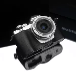Custodia in pelle Gariz per Olympus EM10II E-M10 II XS-CHEM10IIBK nera - Foto 1 di 4