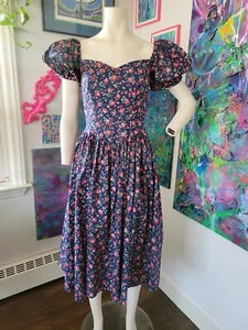 Vintage Puffärmel Kleid Gr. 4 baskische Taille Midi Länge Rosengarten Blumen 80er  - Bild 1 von 24