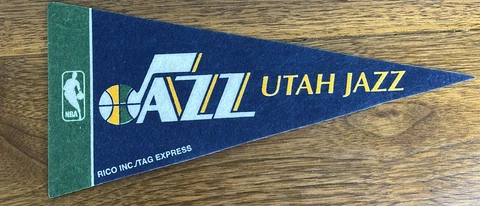 Utah Jazz Vtg NBA Basketball Mini Pennants, 4" x 9" Rico Tag Express Cover
