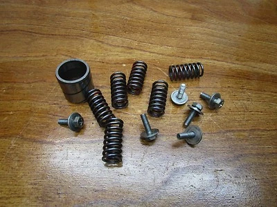 YZ 490 YAMAHA @1982 YZ 490 1982 CLUTCH PARTS - Image 1 of 2