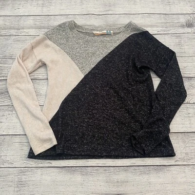 Vintage Havana Girls Boutique Sweater Black Gray Cream Size Small - Image 1 of 4