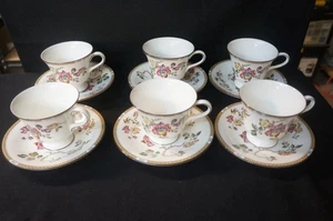 6 Wedgwood Schwalbe gelb braun Rand Tassen 3 1/8" hoch x 3 5/8" breit, Untertasse 6" breit - Bild 1 von 1