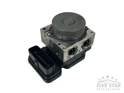 Toyota Prius ABS Brake Pump 1.8 Hybrid Full Hybrid 72kW (98 HP) 44510-47070 2017 - Image 1 of 4