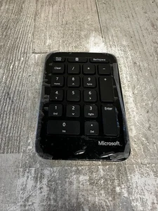 Microsoft Sculpt Ergonomic Number Key Pad Model: 1558 (No Dongle) - Tested - Picture 1 of 5