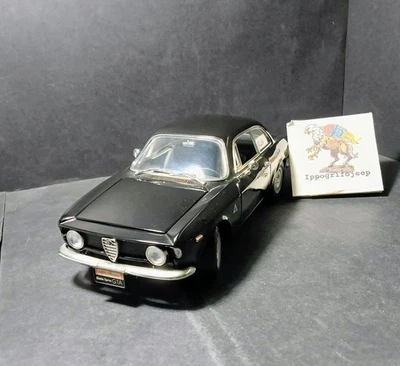 Modellino Alfa Romeo Giulia Sprint GTA Road Signature scala 1:18 nera rara - Immagine 1 di 4