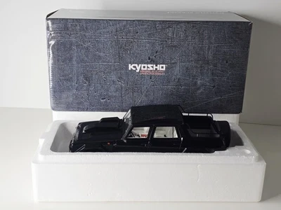 Kyosho - Lamborghini LM002 Black - 1:18 Scale Resin Model - Image 1 of 4