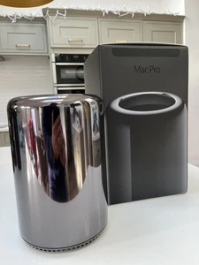 Apple Mac Pro 6.1, 6-Core Intel Xeon E5 3.5GHz 64GB RAM 256GB SSD FirePro D500 - Picture 1 of 18