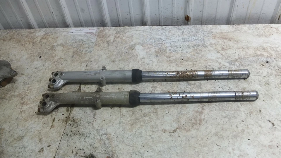 Amortiguadores horquillas delanteras Kawasaki F8 Bison 250 71 tubos Foto 1 de 4