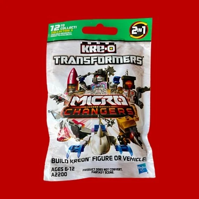 Kre-O Transformers Micro Changers Minifigure - Image 1 of 2