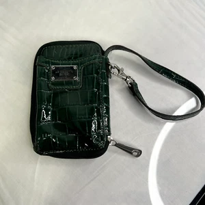 Liz Claiborne Dark Green Skin Texture Wallet ID Wristlet - Picture 1 of 6