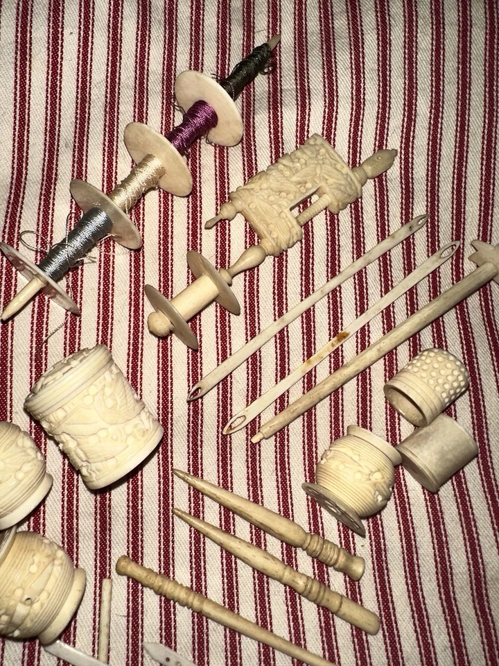 Accesorios de costura antiguos raros  Foto 1 de 4