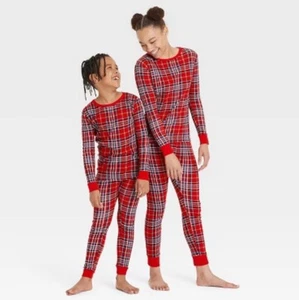 Wondershop at Target Kids 2 Piece Red Flannel Pajamas Size 8 - Picture 1 of 3