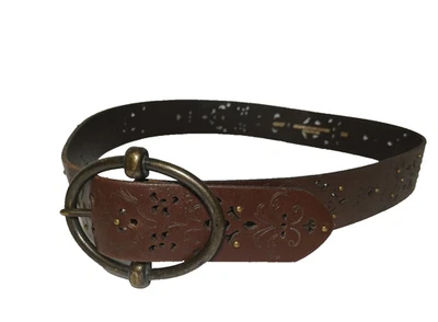 "Cinturón de corte láser floral de cuero genuino antiguo hecho en EE. UU. 34"-35" cintura 1,3"" de ancho" Foto 1 de 4