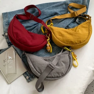 Halbmondtasche für Damen kleine Sling Umhängetasche mit Halbmondform Tasche Geschenk - Bild 1 von 17