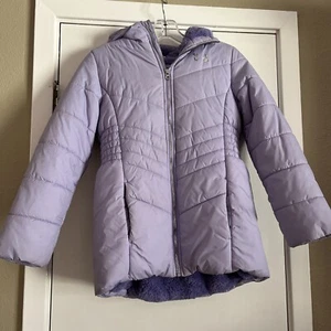 Under Armour Cold Gear Youth Girls Size Medium Purple Puffer Hooded Coat Jacket - Picture 1 of 4