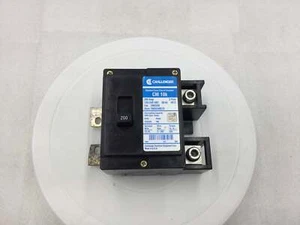 Interruptor de circuito Challenger CM2200 tipo CM 10k 200 amperios 2 polos 120/240 voltios - Imagen 1 de 6