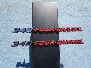 MoPar 70 71 72 73 Challenger Hood Emblems R/T 340 Four Barrel pair - Foto 1 di 3