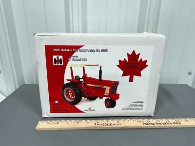 International IH 966 Tractor w/ Narrow Front ROPS 1:16 Farmall Ontario NIB - Image 1 of 4