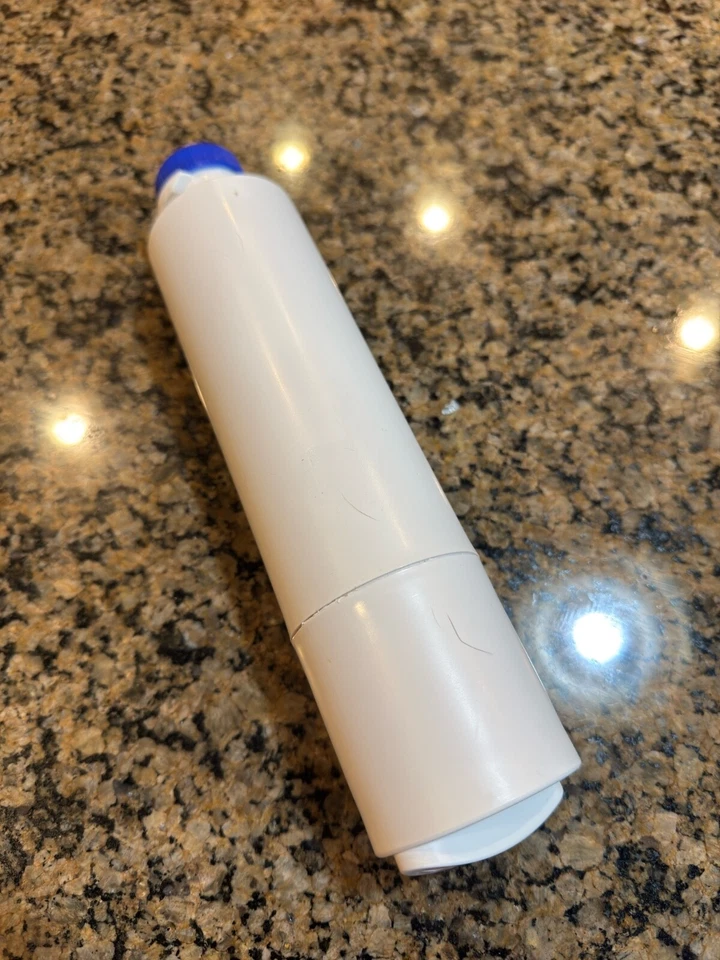 ReplacementBrand Twist-in Refrigerator Water Filter DA29-00020B - Image 1 of 1