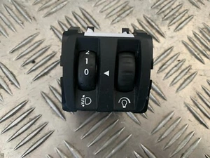 Commande réglage Phare - RENAULT CLIO IV (4) PHASE I (1) - Picture 1 of 3