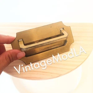 Vintage Baker Furniture Brass Hollywood Regency / Campaign Dresser 1 Drawer Pull - Picture 1 of 3