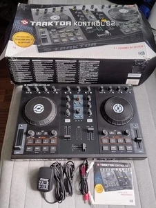 Native Instruments NI TRAKTOR KONTROL S2 MK1 w/ Accessories - Picture 1 of 23