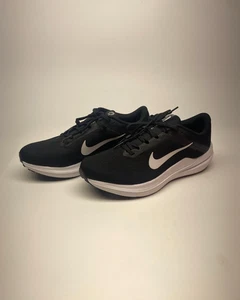 Nike Wmns Air Winflo 10 Black White Women Road Running Shoes Sneakers DV4023-003 - Picture 1 of 9