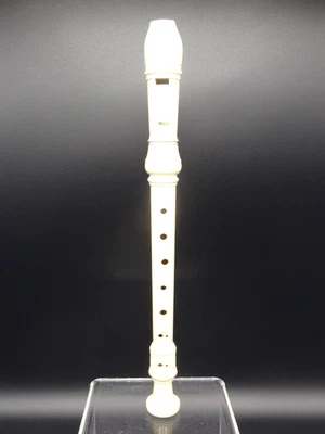 Yamaha Plastic Flute Cream Color 13" 3 Piece USED - Image 1 of 4