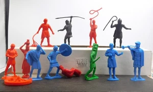 Marx 54mm Reissue Romans Twelve Different Plus a Broken wheel. - Picture 1 of 3