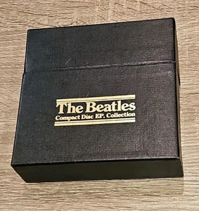 The Beatles CD Singles Collection Box Set CDs C2 -15852 Rare - 22 Discs W/ Cases - Picture 1 of 14