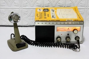 Radio base CB Johnson Messenger 223 avec micro d'origine vintage non testée - Photo 1/13