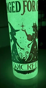 Wicked GLOW IN DARK 20 Unzen Thermobecher mit Deckel und Strohhalm Neu Handarbeit #109. - Bild 1 von 7