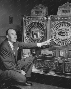 Mills Dewey Upright Dual Slot Machines Vintage 8x10 Reprint Of Old Photo - Picture 1 of 1