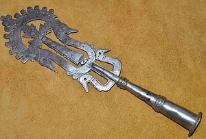 Cruz procesional de metal cristiano copto etíope hecha a mano Etiopía, África - Imagen 1 de 4