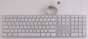 Genuine Apple A1243 Aluminum USB Keyboard With Numeric Keypad || Cleaning Needed