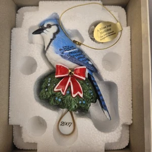 Danbury Como Nuevo 2007 Ornamento 'A Blue Jay Holiday' Anual Songbird - Imagen 1 de 15