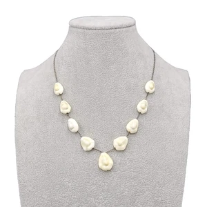 Collar de colección real Cowrie Seashell bisutería inmobiliaria 16 pulgadas - Imagen 1 de 6