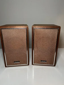 Realistic Solo 103 Speaker Foster 10T3. TESTED AND WORKING - Picture 1 of 9