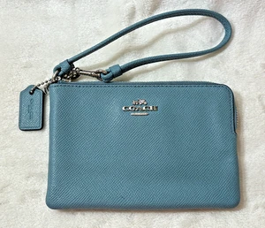 COACH ~ Corner Zip Cloud Blue Leather Wristlet Pouch Bag Wallet ~ #F57768 ~ EUC! - Picture 1 of 8