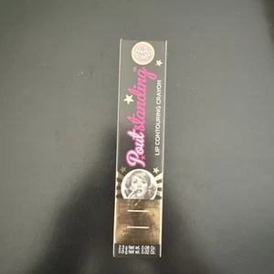 Soap & Glory - POUTSTANDING Lip Contouring Crayon - PLUMBELIEVABLE - Picture 1 of 4