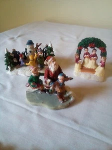 kleine Weihnachts Cermic Figuren siehe Bilder!! - Bild 1 von 5