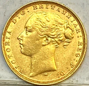 AUSTRALIA 1882 M GOLD MELBOURNE SOVEREIGN ,RARE KEY DATE LOW MINT HIGH GRADE #08 - Foto 1 di 2