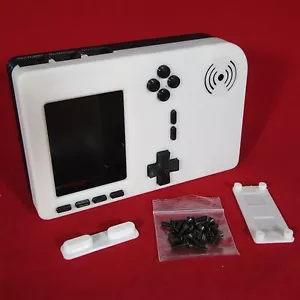 Custodia Game Boy PiGRRL 2 bianca e nera con pulsanti e viti per Raspberry Pi 2/3 - Foto 1 di 8