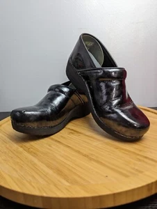 Dansko XP 2.0 Clogs for Women Slip Resistant Footwear Size 38 US 7 - Picture 1 of 8